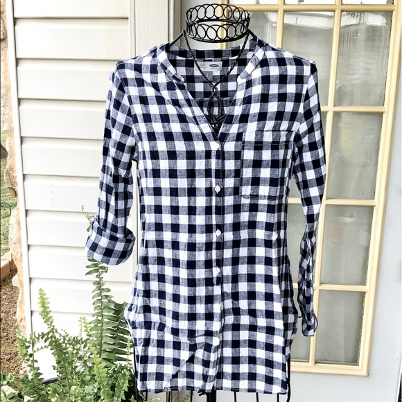 Old Navy Tops - Old Navy Size S
